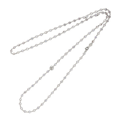 Collana in oro bianco e pietra di luna