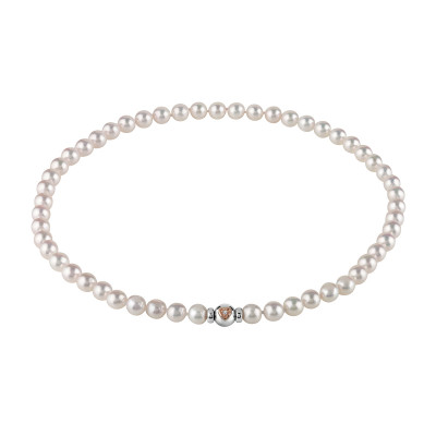 Collana di perle giapponesi bianche con chiusura in oro bianco, oro rosa e diamante