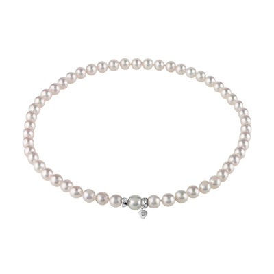 Collana di perle giapponesi bianche con chiusura in oro bianco e diamanti