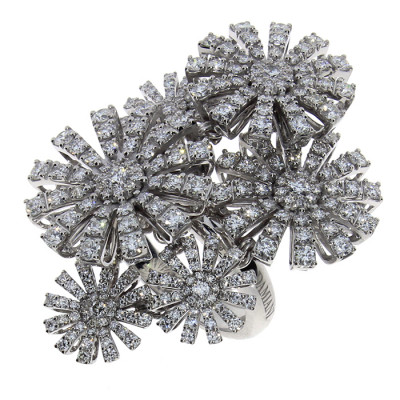 Anello Margherita in oro bianco e diamanti