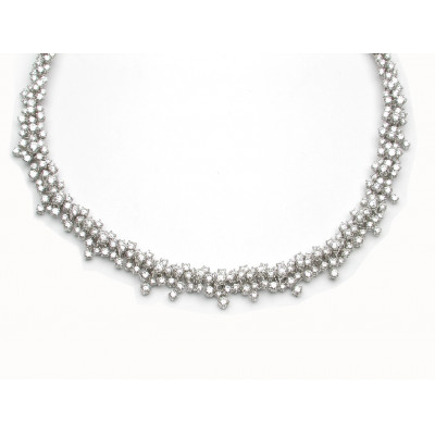 Collana Mimosa in oro bianco e diamanti ct. 21,95 GH