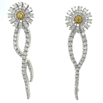Orecchini Margherita in oro bianco, diamanti bianchi e gialli