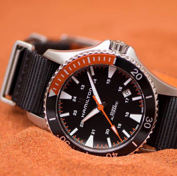 khaki navy scuba arancione